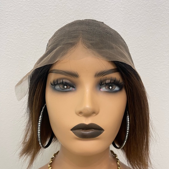12” Ombré T1B/4 Brown, Bob Cut Lacefront Wig - Picture 9 of 13
